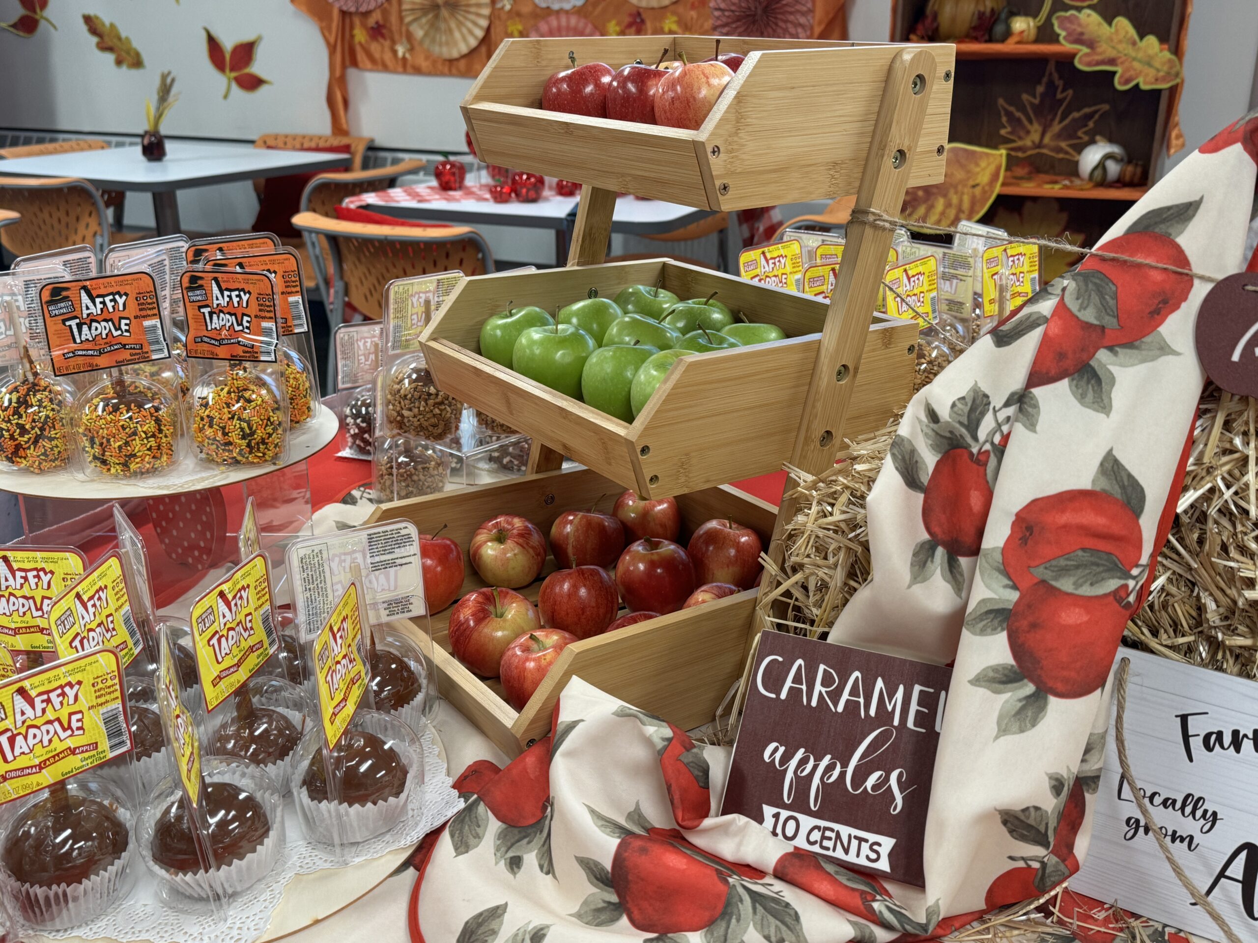 Fun Committee Gallery - CJE SeniorLife