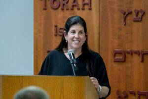 Annual Meeting 2025, Dana Hirt at podium