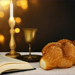 1686_CJEM_RooftopShabbat-web